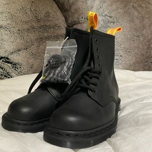 Dr. Martens | No Future
